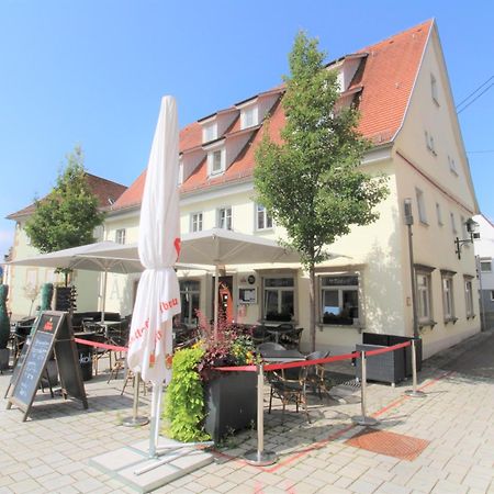 Hotel Adler Am Schloss Bonnigheim Extérieur photo